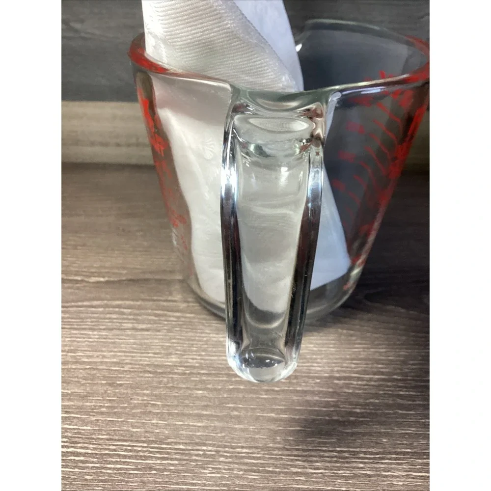 Vintage Pyrex 516 2 Cup Measuring Cup Red Letter Patent Pending Open J Handle